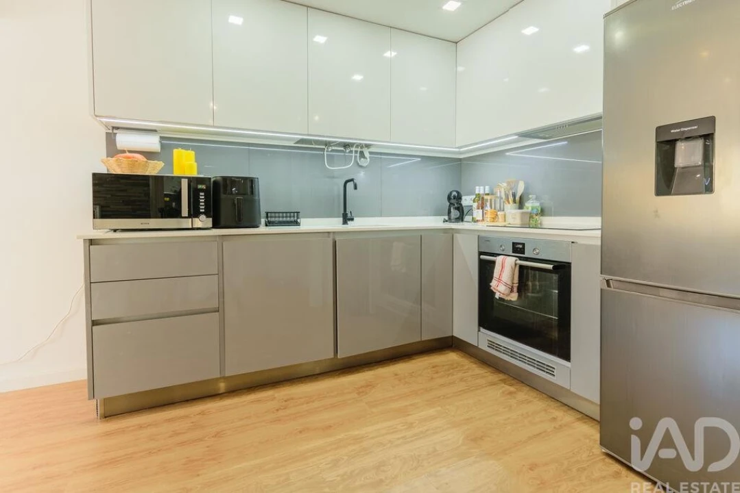 Apartamento T2 para Venda em Nazare Foto 1
