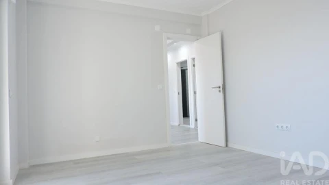 Apartamento para Venda em Setubal (São Sebastião)