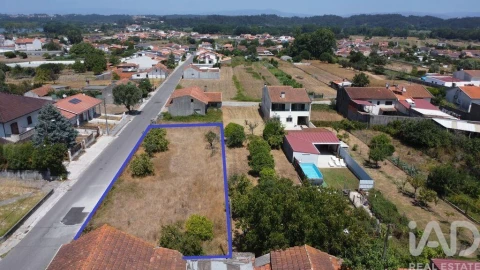 Terreno para Venda em Fermentelos
