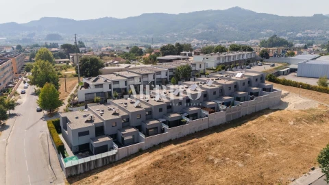 Moradia T3 para Venda em Caldelas