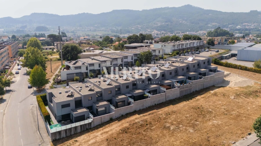 Moradia T3 para Venda em Caldelas