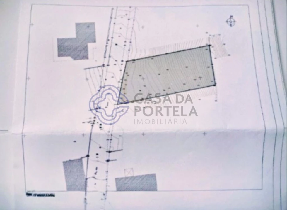 Terreno para Venda em Mafamude e Vilar do Paraíso Foto 3