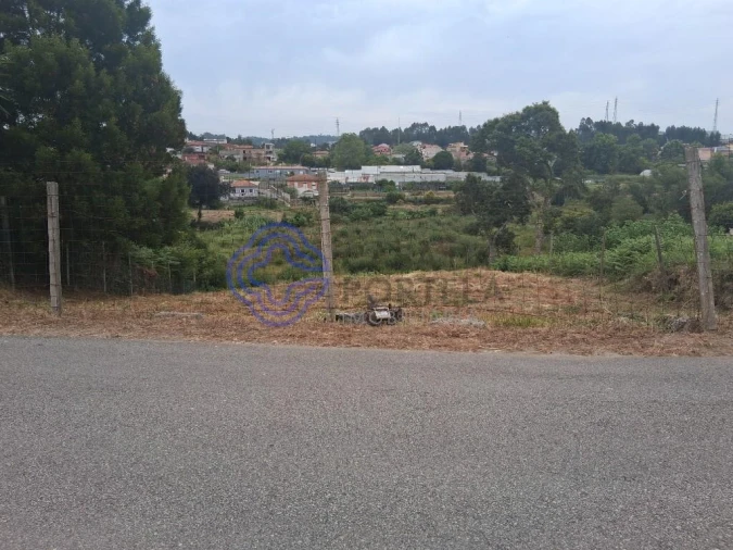 Terreno para Venda em Mafamude e Vilar do Paraíso Foto 2