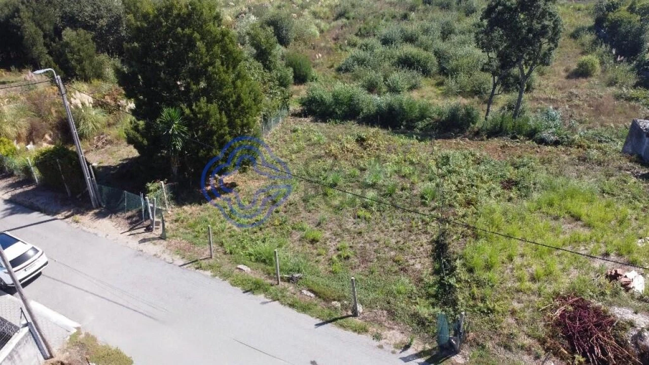 Terreno para Venda em Mafamude e Vilar do Paraíso Foto 2