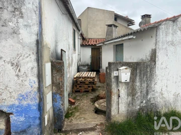 Moradia para Venda em Painho e Figueiros
