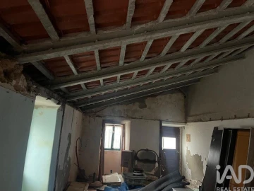 Moradia para Venda em Painho e Figueiros