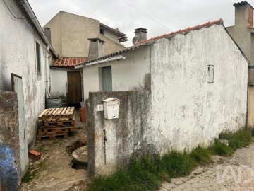 Moradia para Venda em Painho e Figueiros