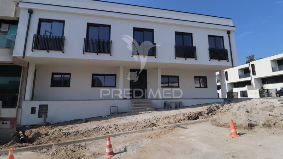 Apartamento T3 para Venda em Soutelo