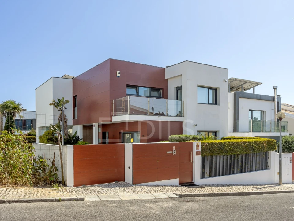 Moradia T3 para Venda em Carcavelos e Parede Foto 49