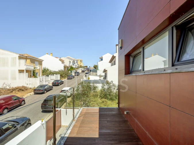 Moradia T3 para Venda em Carcavelos e Parede Foto 37