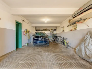 Moradia T9 para Venda em Cascais e Estoril