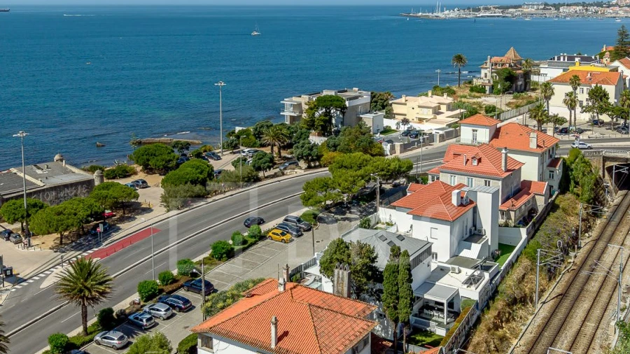 Moradia T9 para Venda em Cascais e Estoril