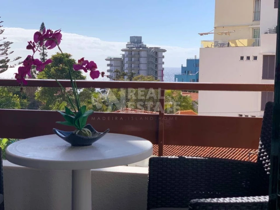 Apartamento T1 para Arrendamento em São Martinho Foto 20