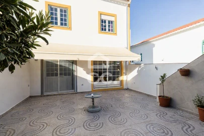 Moradia T3 para Venda em Malagueira e Horta das Figueiras