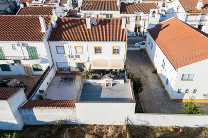 Moradia T3 para Venda em Malagueira e Horta das Figueiras