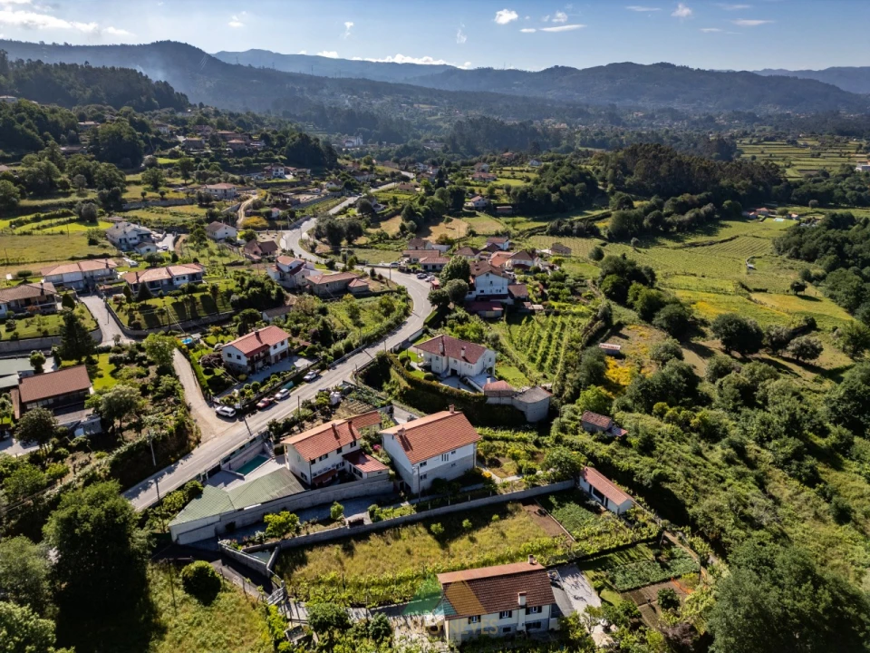 Moradia T4 para Venda em Vilela, São Cosme e São Damião e Sá Foto 2