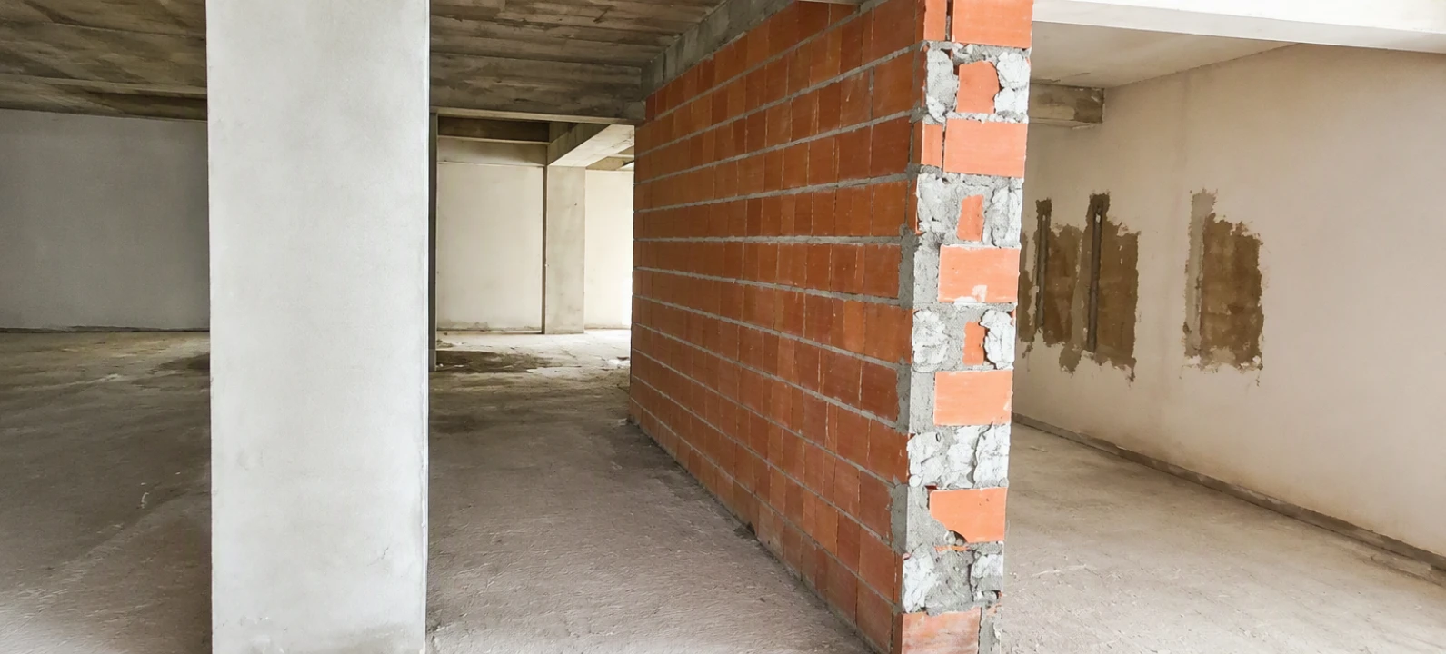 Negócio para Venda em Urgezes Foto 7
