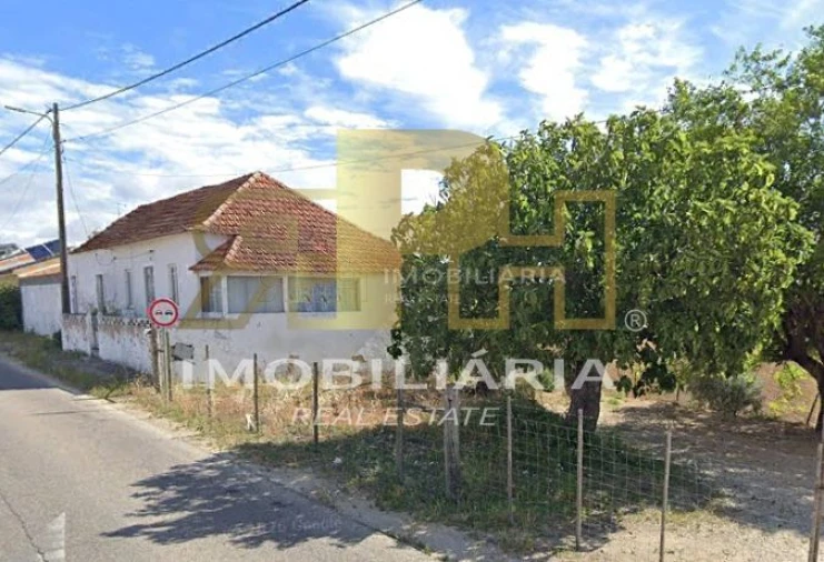 Moradia T2 para Venda em Abitureiras Foto 3