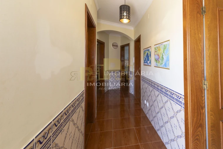 Moradia T3 para Venda em Marvila, Ribeira Santarém, São Salvador, São Nicolau Foto 10
