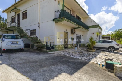 Moradia T5 para Venda em Alcanede