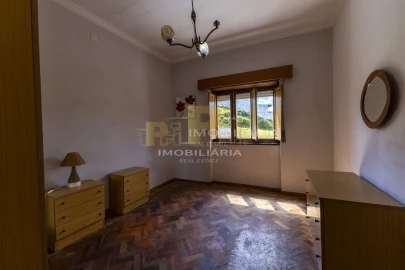 Moradia T5 para Venda em Alcanede