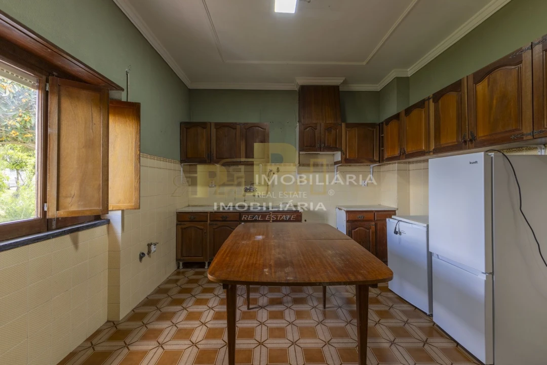 Moradia T5 para Venda em Alcanede Foto 18
