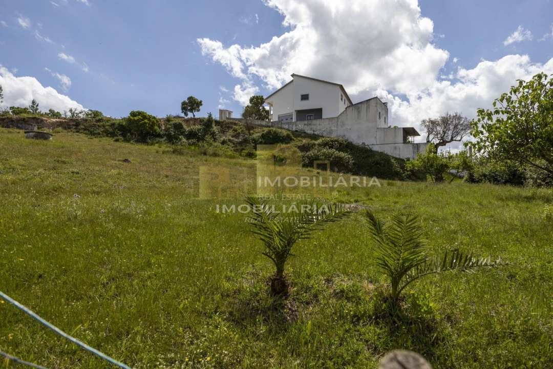 Moradia T5 para Venda em Alcanede Foto 10