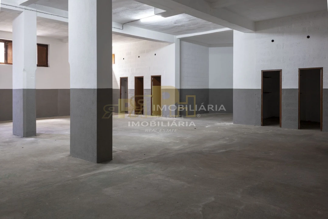 Garagem para Arrendamento em Marvila, Ribeira Santarém, São Salvador, São Nicolau Foto 11