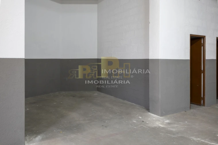 Garagem para Arrendamento em Marvila, Ribeira Santarém, São Salvador, São Nicolau Foto 10