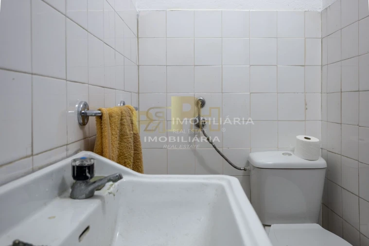 Garagem para Arrendamento em Marvila, Ribeira Santarém, São Salvador, São Nicolau Foto 3