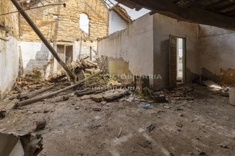 Moradia para Venda em Rio Maior Foto 2