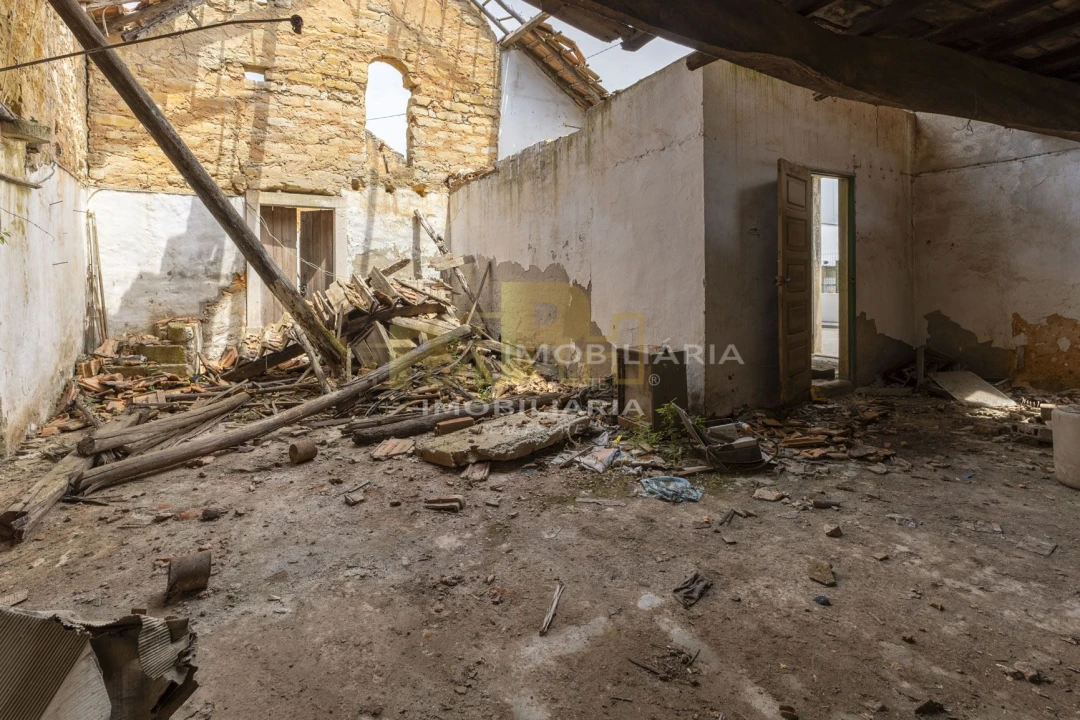 Moradia para Venda em Rio Maior Foto 2