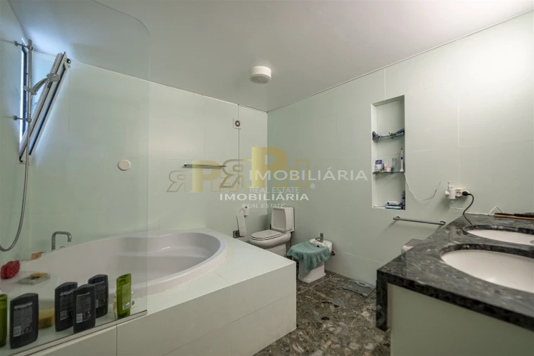 Quinta T5 para Venda em Moçarria Foto 28
