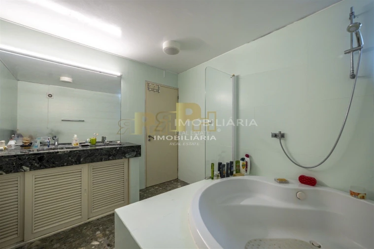 Quinta T5 para Venda em Moçarria Foto 29