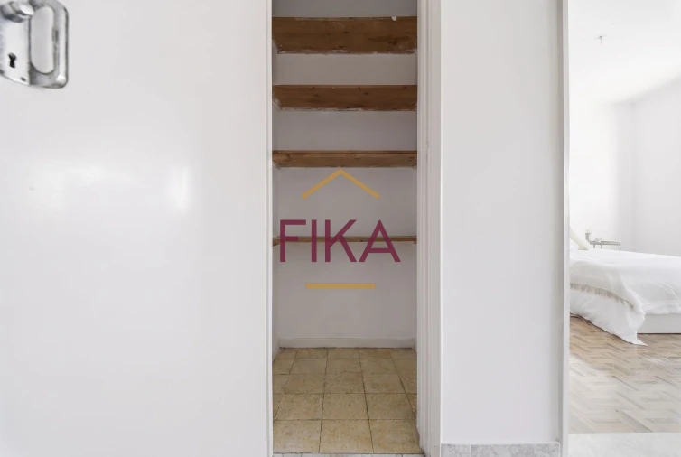 Apartamento T3 para Venda em Seixal Foto 12