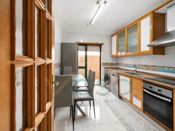 Apartamento T2 para Venda em Alto do Seixalinho, Santo André e Verderena