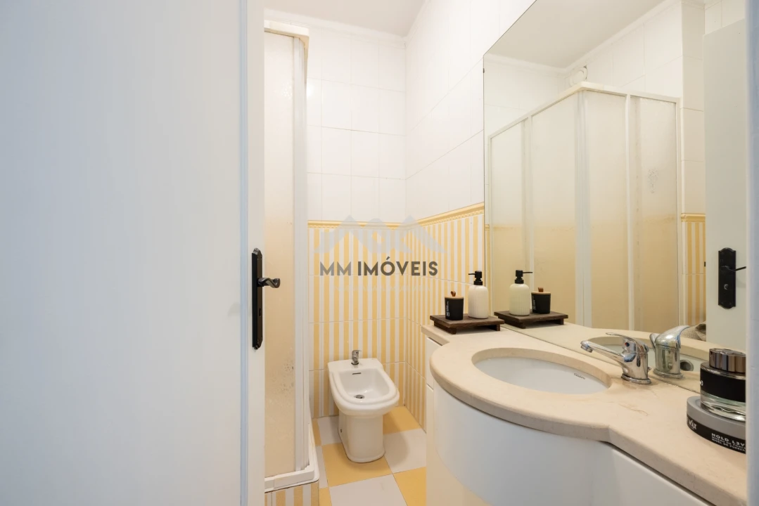 Apartamento T3 para Venda em Santa Marinha e São Pedro da Afurada Foto 13