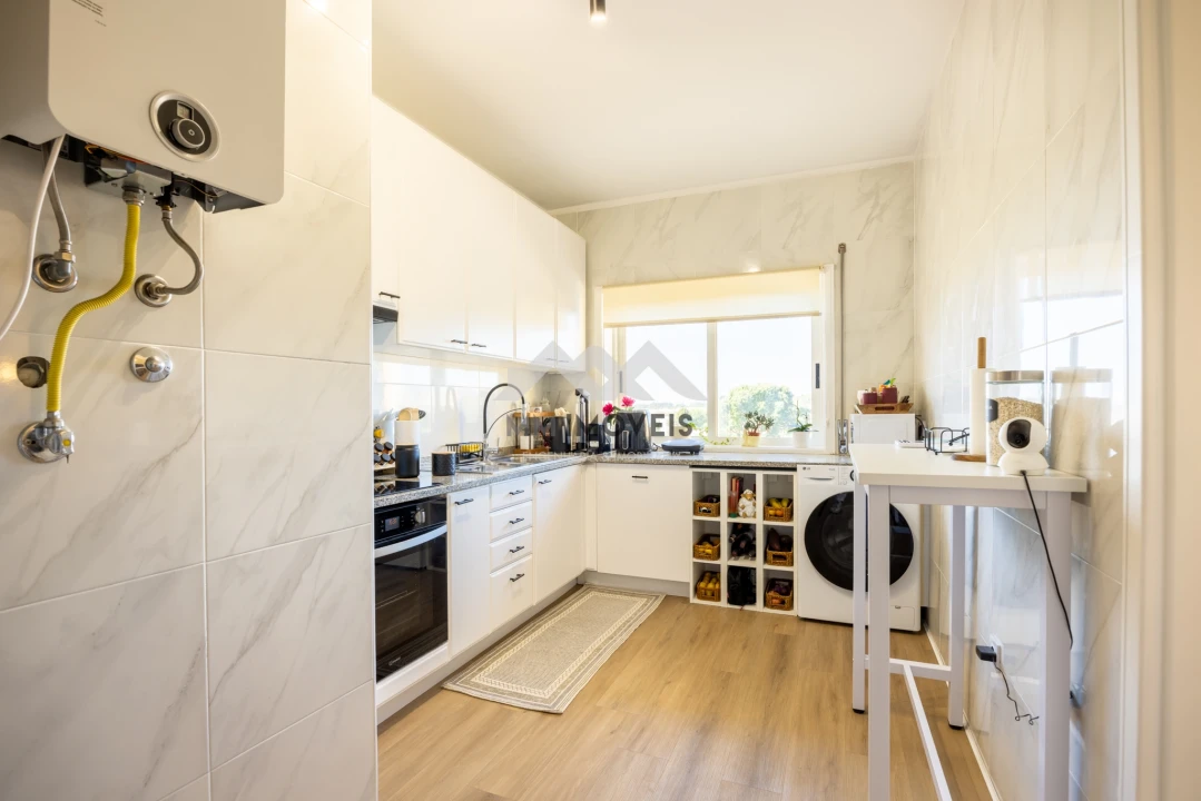 Apartamento T3 para Venda em Santa Marinha e São Pedro da Afurada Foto 8