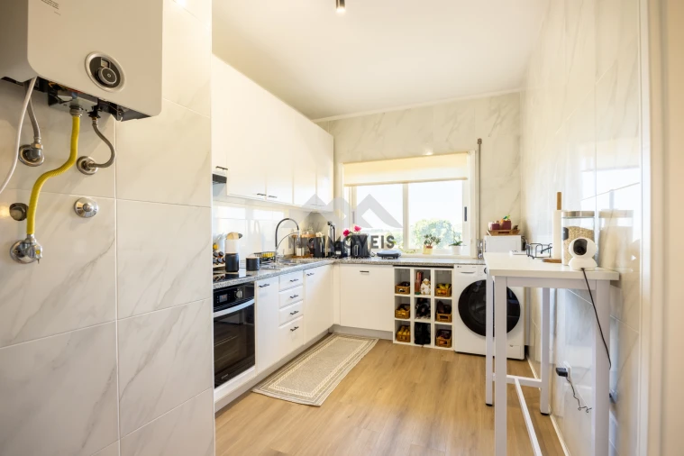 Apartamento T3 para Venda em Santa Marinha e São Pedro da Afurada Foto 8
