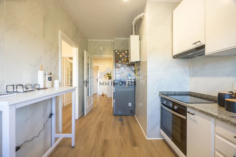 Apartamento T3 para Venda em Santa Marinha e São Pedro da Afurada Foto 7