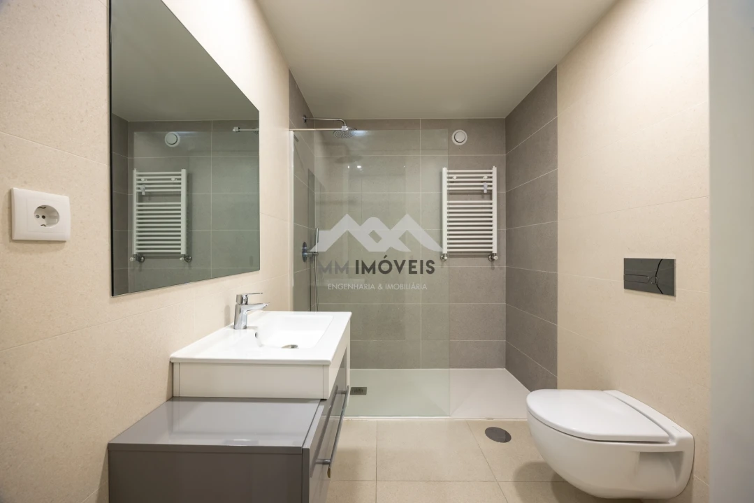 Apartamento T3 para Venda em Valongo Foto 29