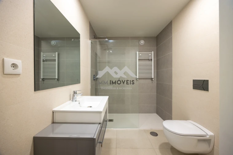 Apartamento T3 para Venda em Valongo Foto 29