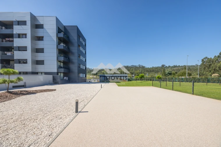 Apartamento T3 para Venda em Valongo Foto 52