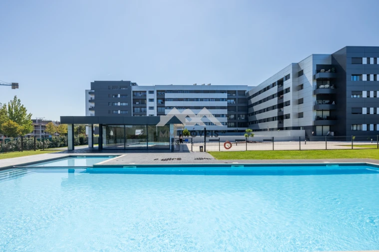 Apartamento T3 para Venda em Valongo Foto 2
