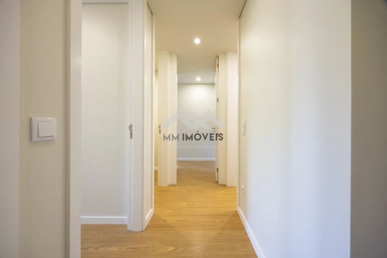 Apartamento T3 para Venda em Valongo Foto 20