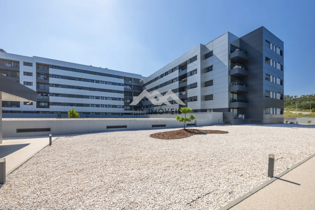 Apartamento T3 para Venda em Valongo Foto 53