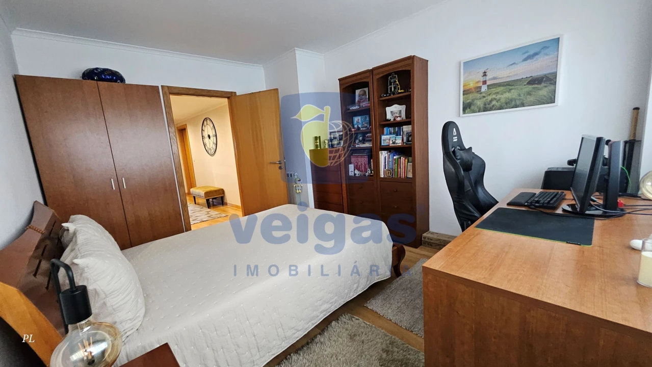 Apartamento T4 para Venda em Rio de Mouro Foto 13
