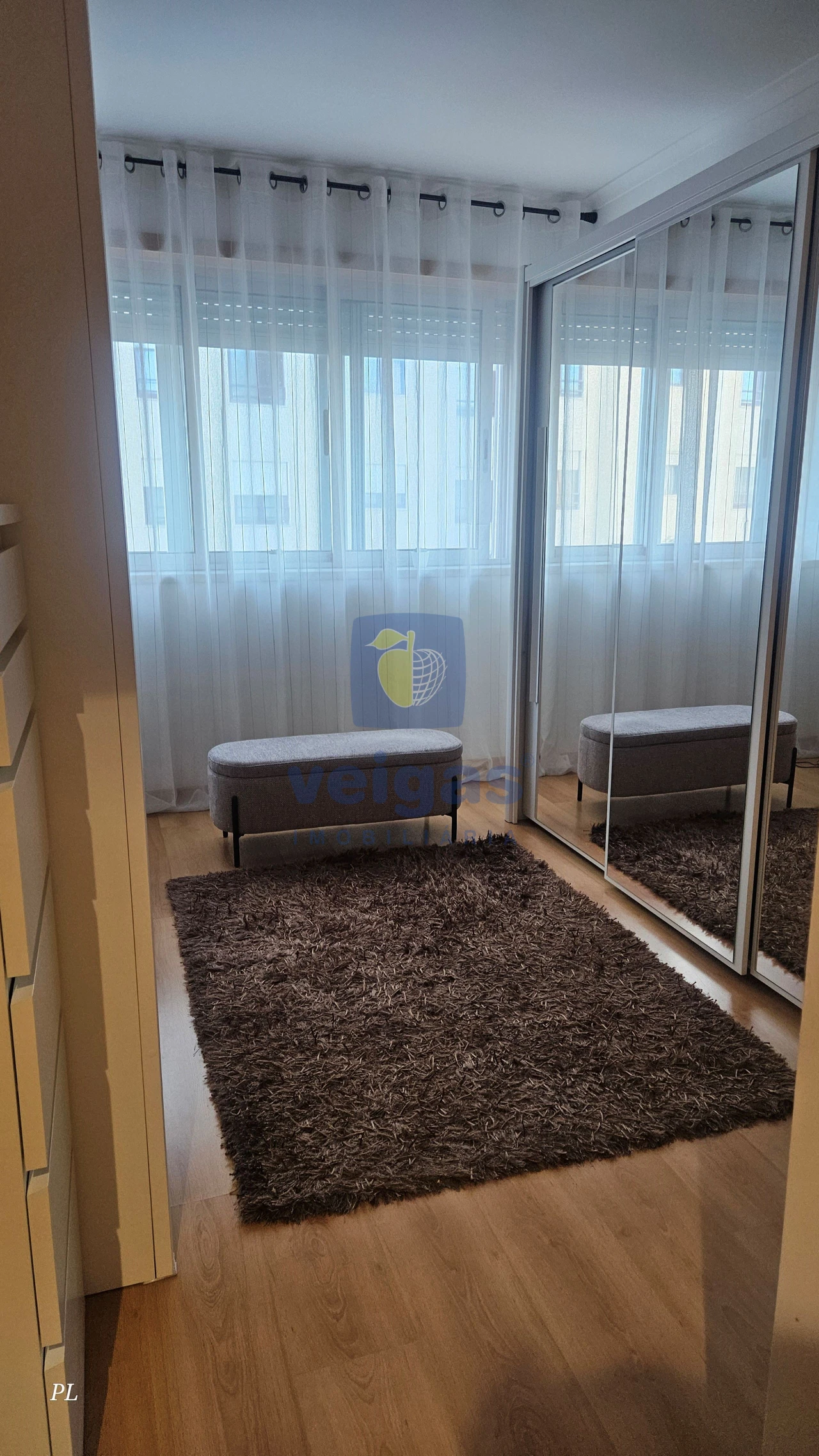 Apartamento T4 para Venda em Rio de Mouro Foto 9