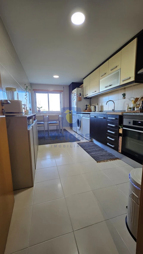 Apartamento T4 para Venda em Rio de Mouro