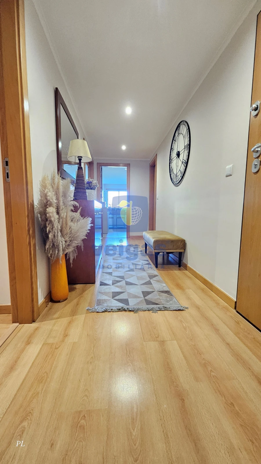 Apartamento T4 para Venda em Rio de Mouro Foto 16